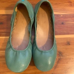 Pacific Green Tieks